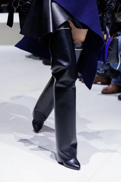 Look 106